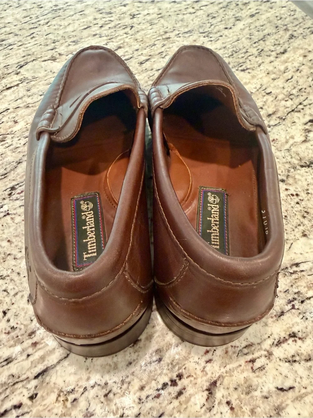 Vtg 90s Timberland Men's Burgundy Leather Penny Loafers in size 8.5 W Wide